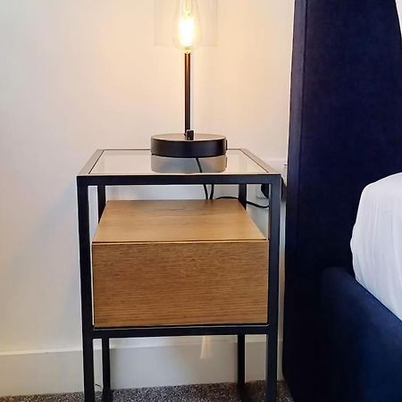 Stylish Modern 1Bed Apartment In Μπέντφορντ Εξωτερικό φωτογραφία