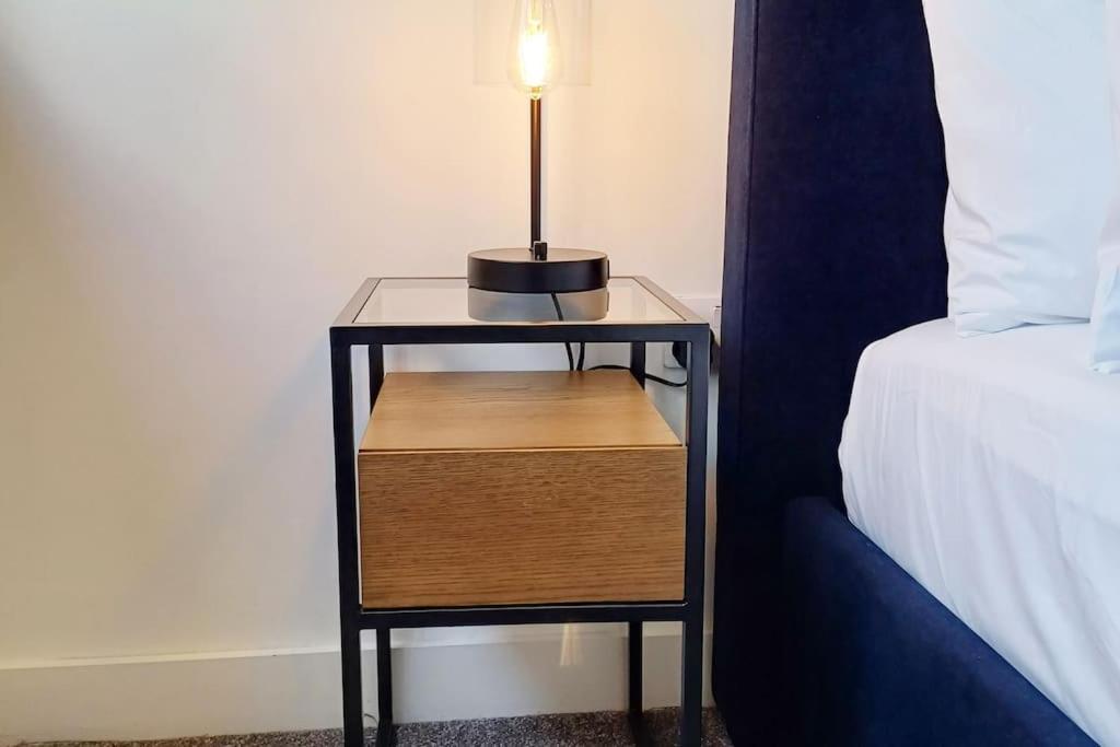 Stylish Modern 1Bed Apartment In Μπέντφορντ Εξωτερικό φωτογραφία