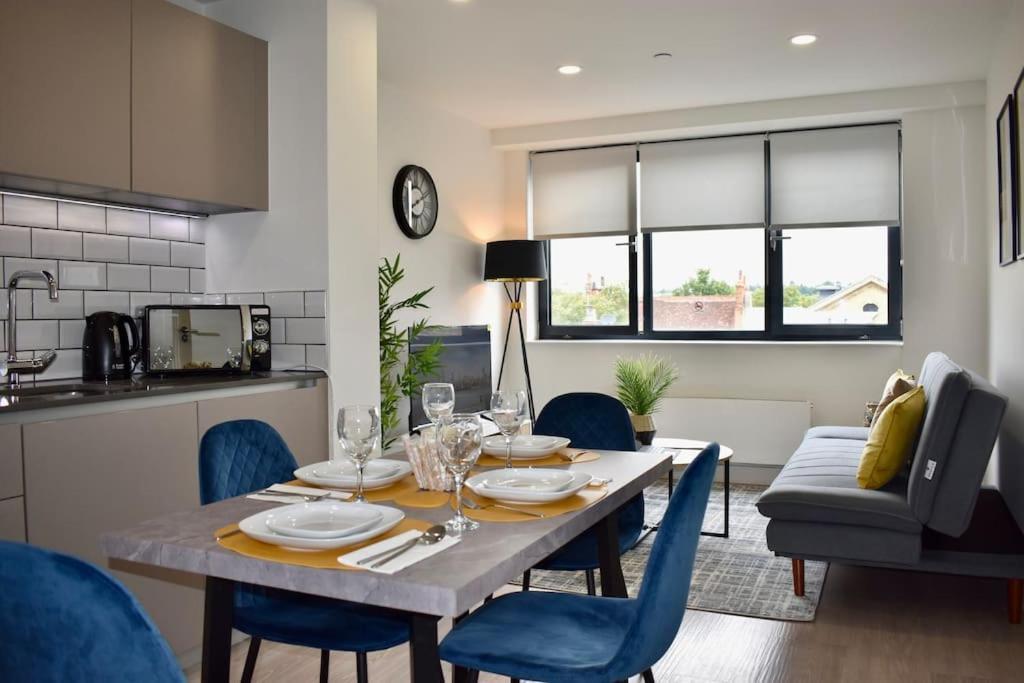 Stylish Modern 1Bed Apartment In Μπέντφορντ Εξωτερικό φωτογραφία