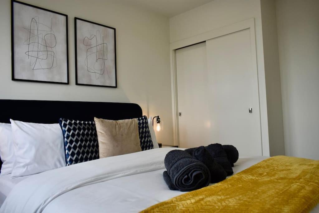 Stylish Modern 1Bed Apartment In Μπέντφορντ Εξωτερικό φωτογραφία